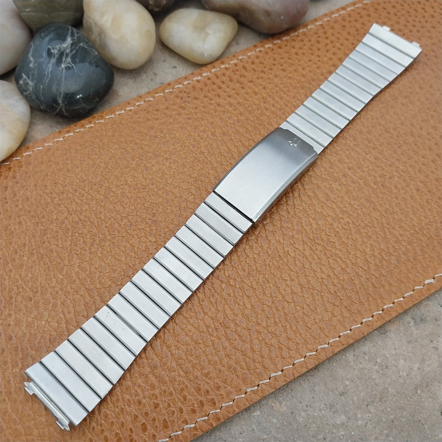 18mm Bulova Accutron Quartz LCD Stainless Steel Unused Vintage Watch Band