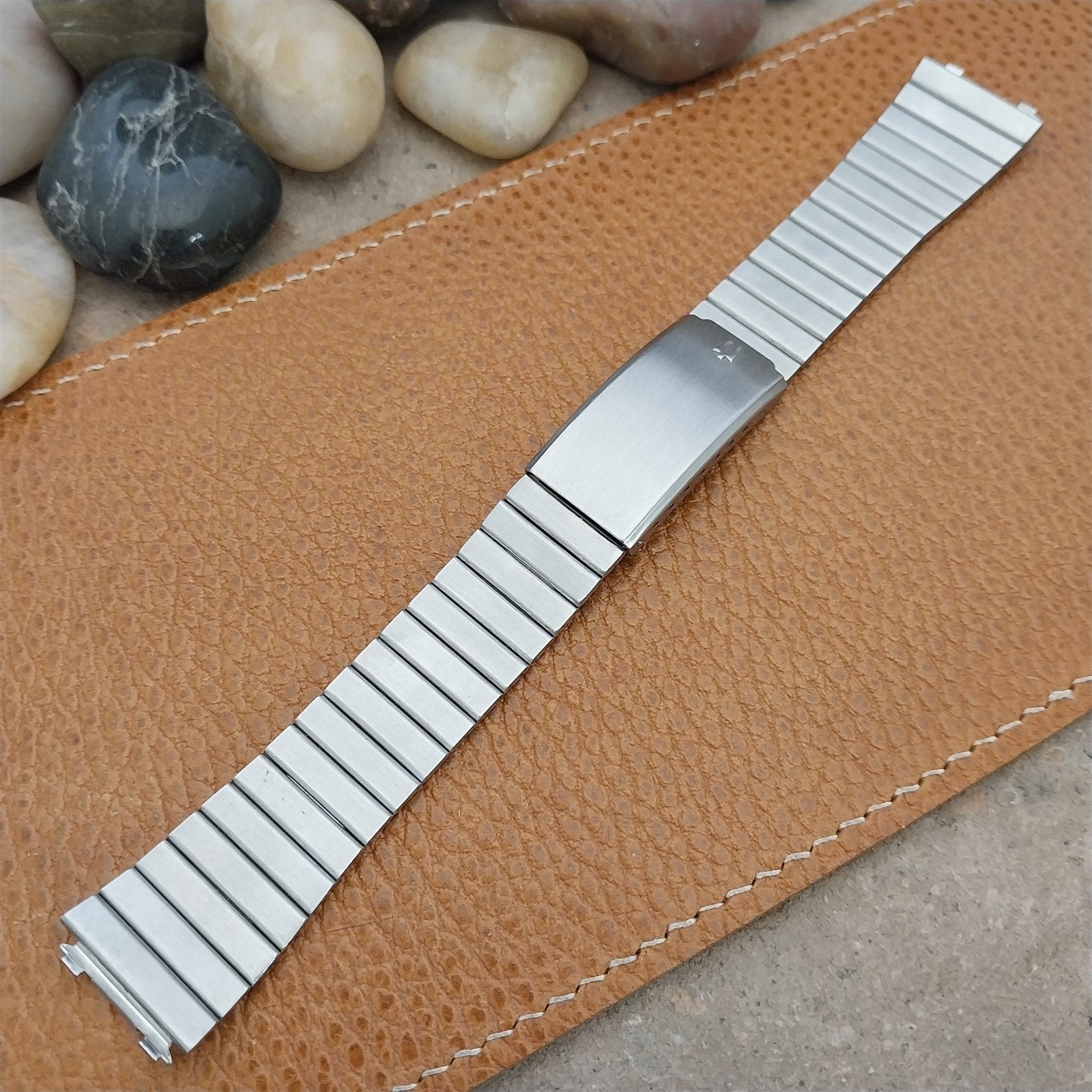 18mm Bulova Accutron Quartz LCD Stainless Steel Unused Vintage Watch Band