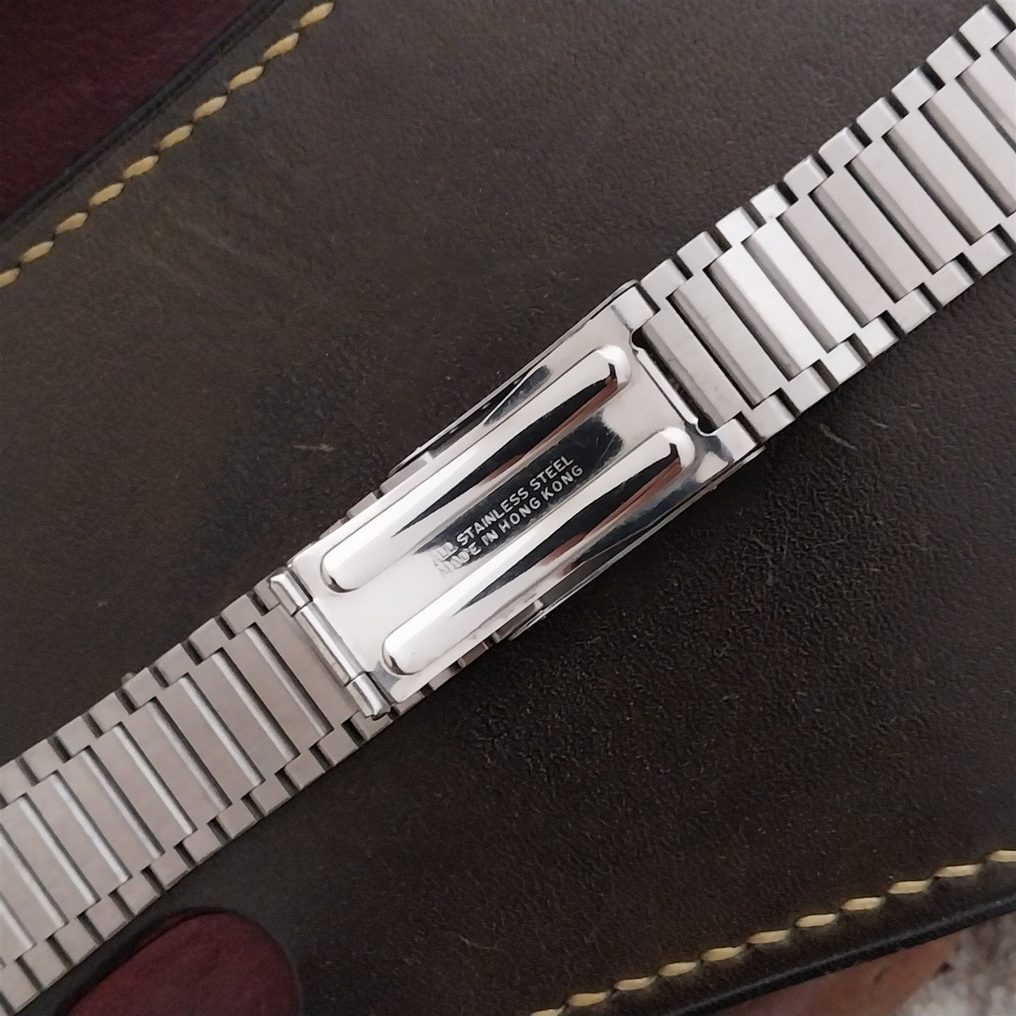 Bulova Accutron 17.2mm Flared Stainless Steel Unused Vintage Watch Band