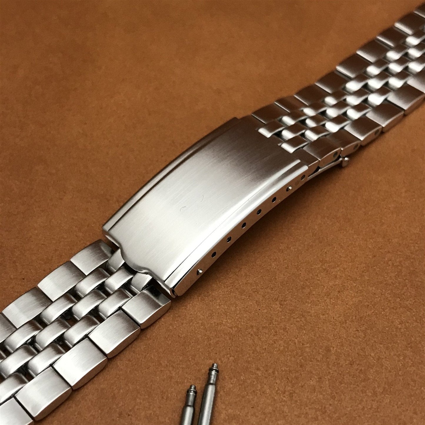 17.2mm 1960s White Gold-Filled Deployment Unused nos Vintage Watch Band