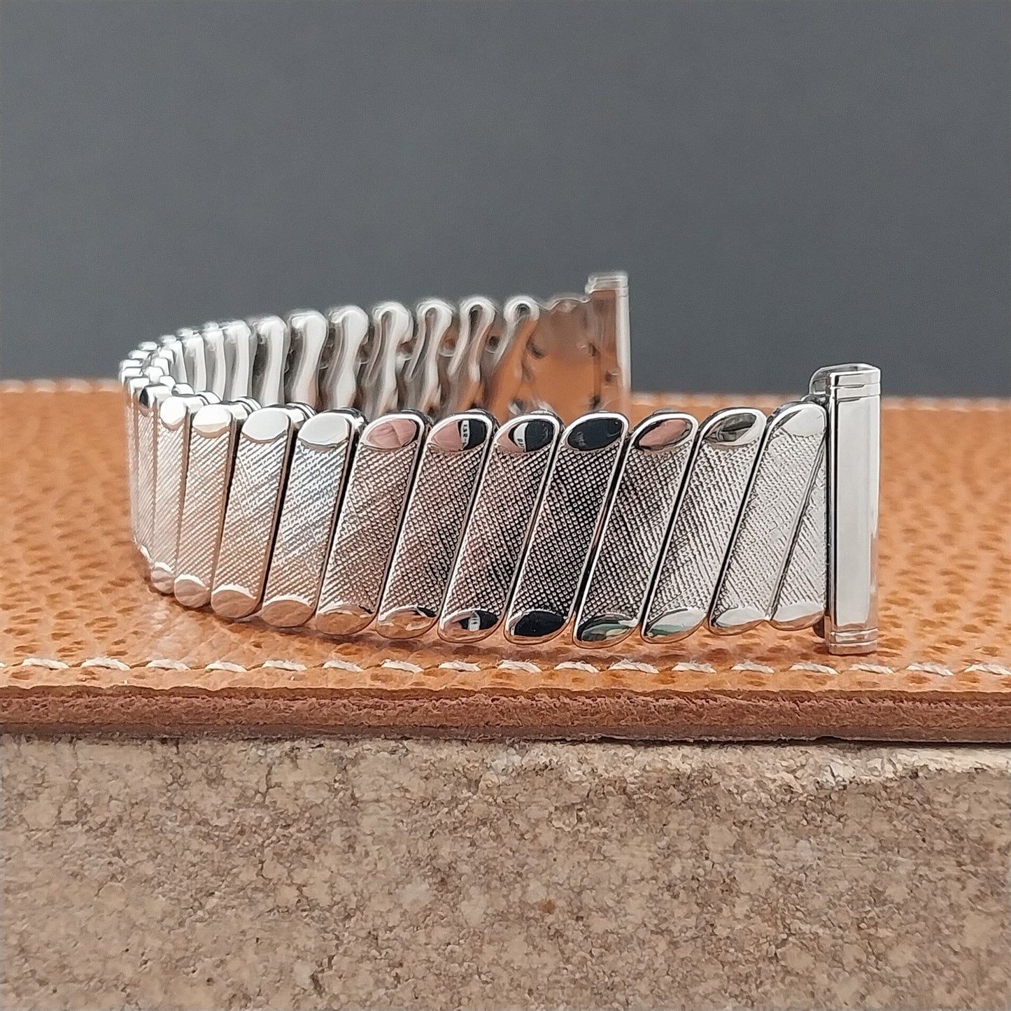 Short 1960s Bellavance Stainless Steel Classic Stretch nos Vintage Watch Band