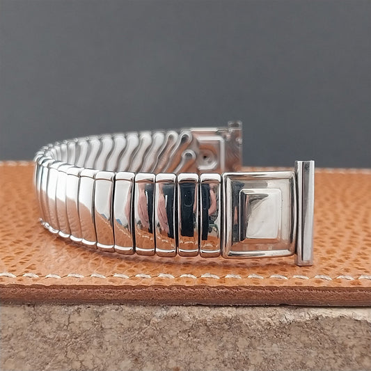 Short 1960s Bellavance Stainless Steel CLassic Stretch nos Vintage Watch Band
