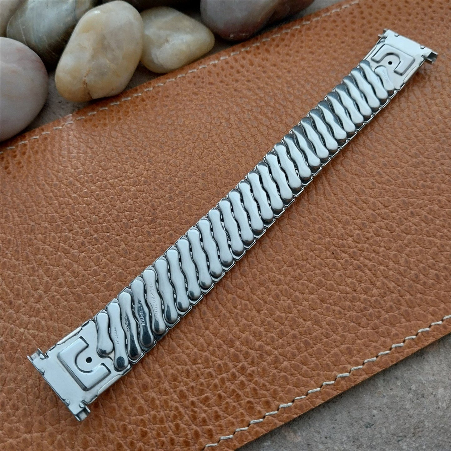 Short 1960s Bellavance Stainless Steel CLassic Stretch nos Vintage Watch Band