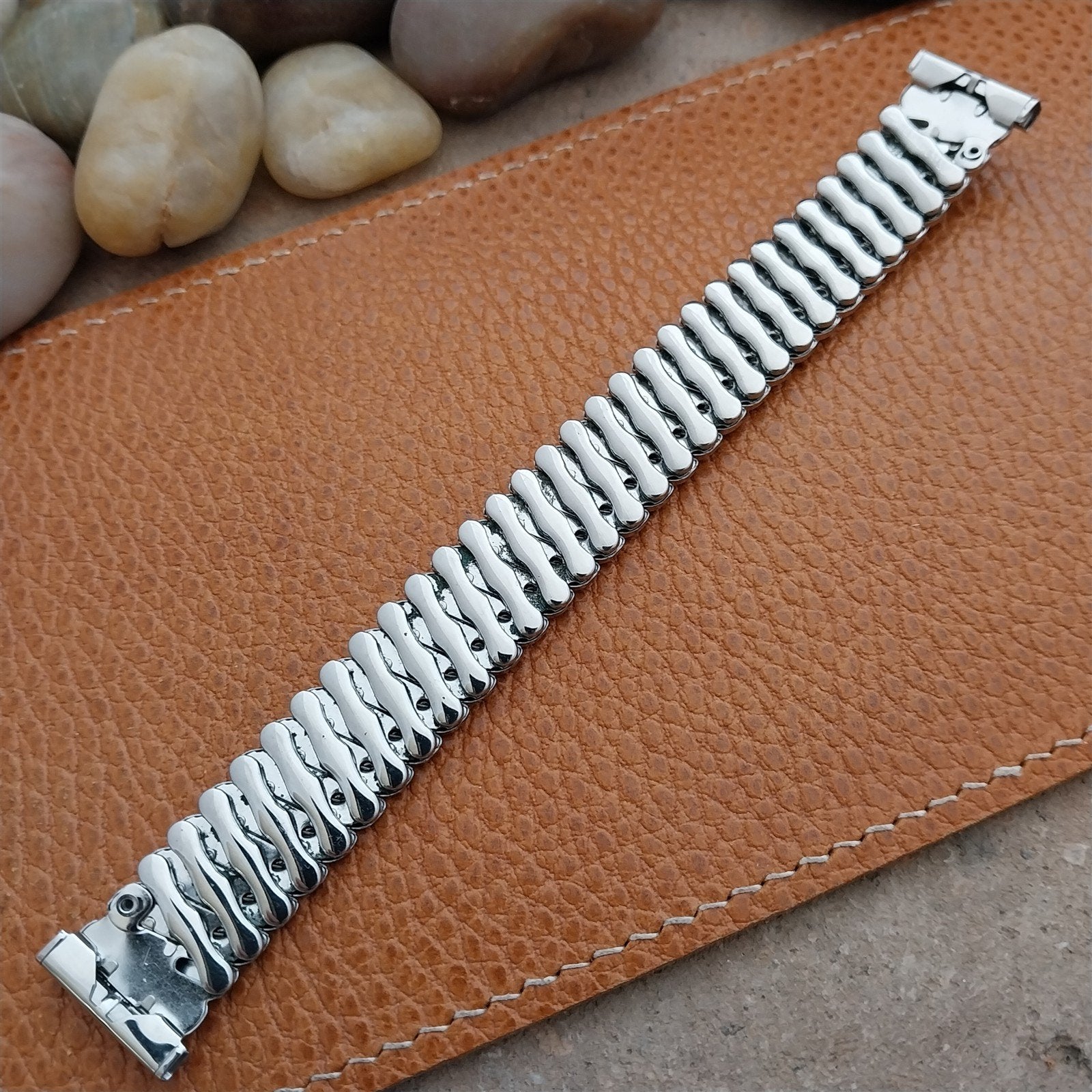 17.2mm 17mm 1950s Bellavance Stainless Steel Expansion nos Vintage Watch Band
