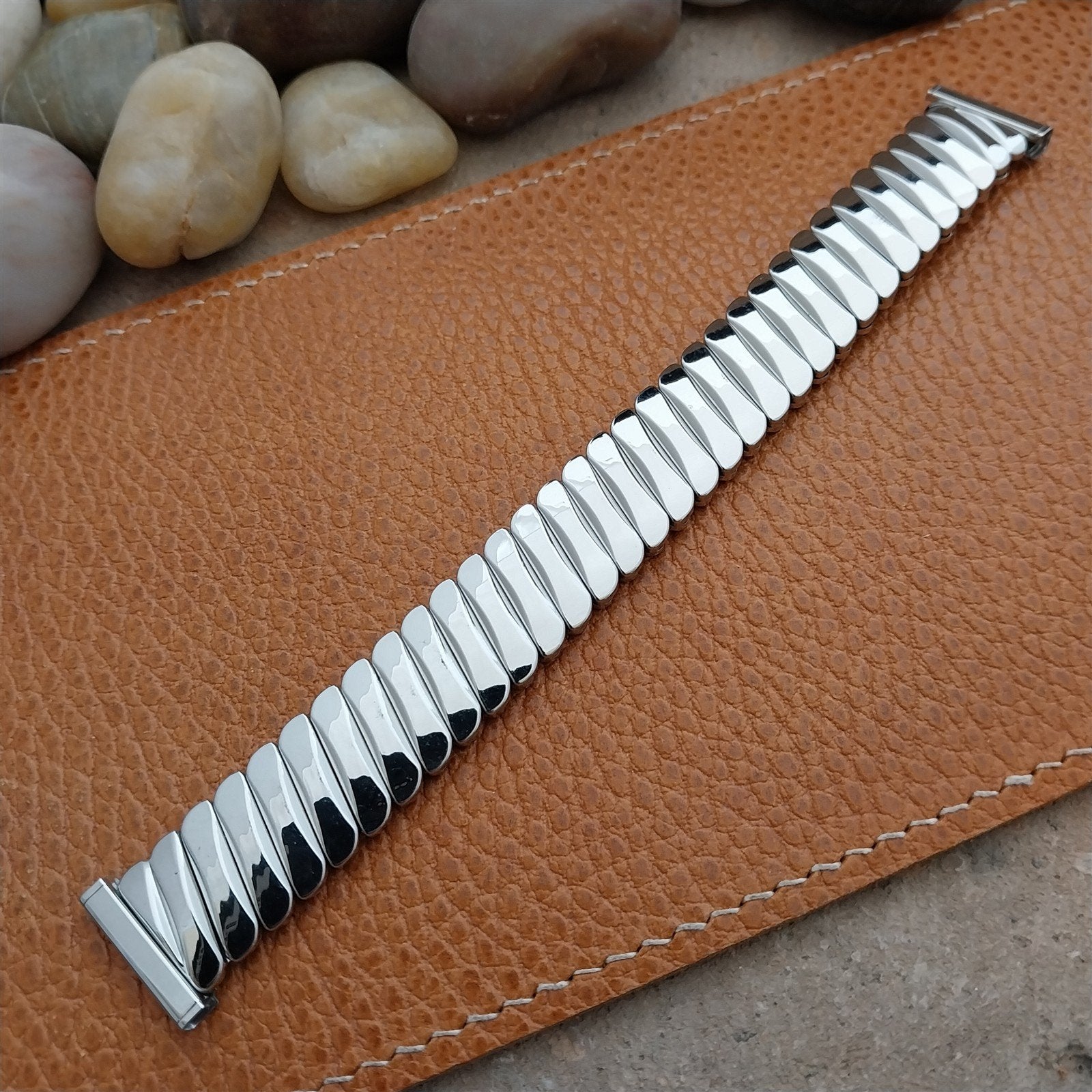 17.2mm 17mm 1950s Bellavance Stainless Steel Expansion nos Vintage Watch Band