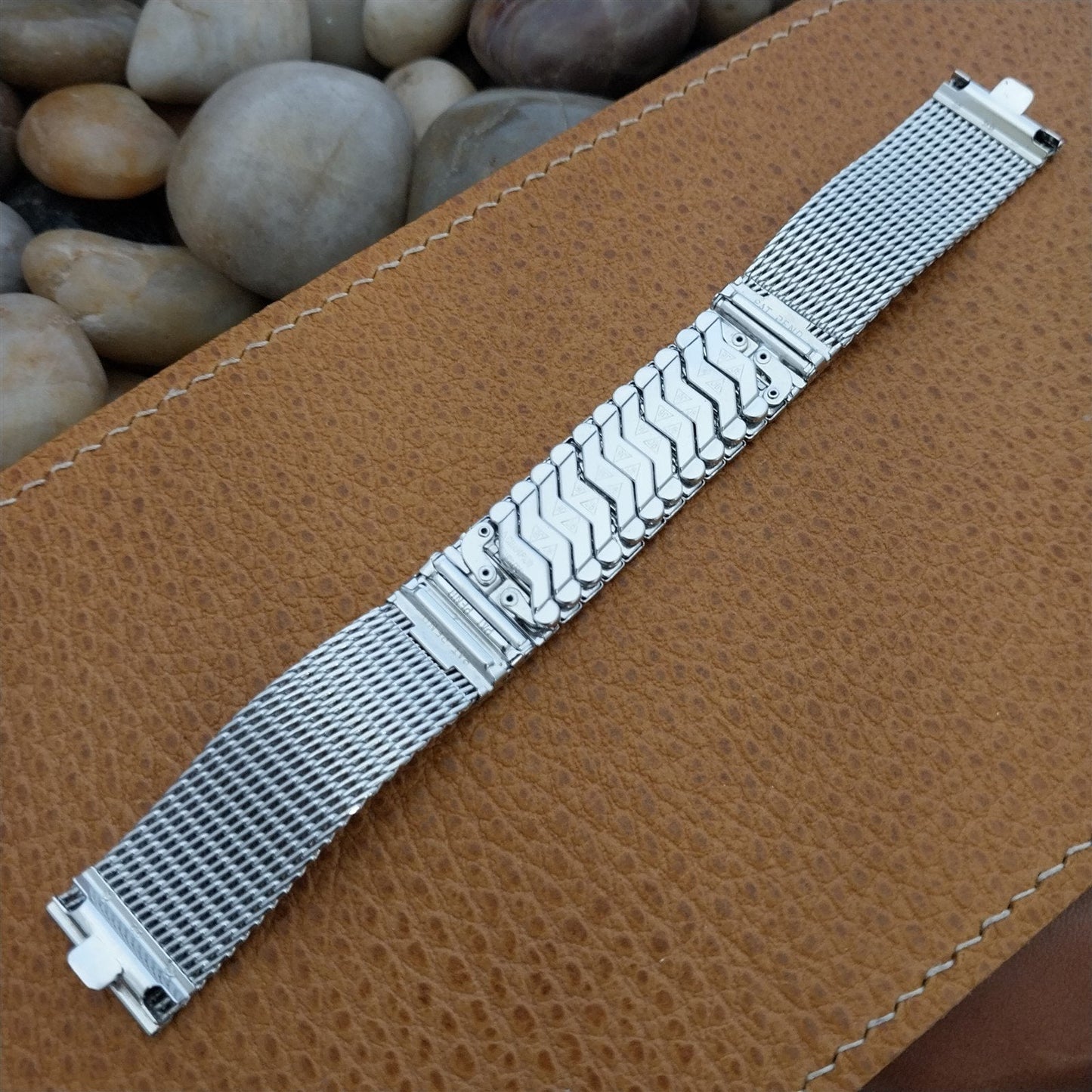 17.2mm 1960s White Gold-Filled Mesh JB Champion nos Vintage Watch Band