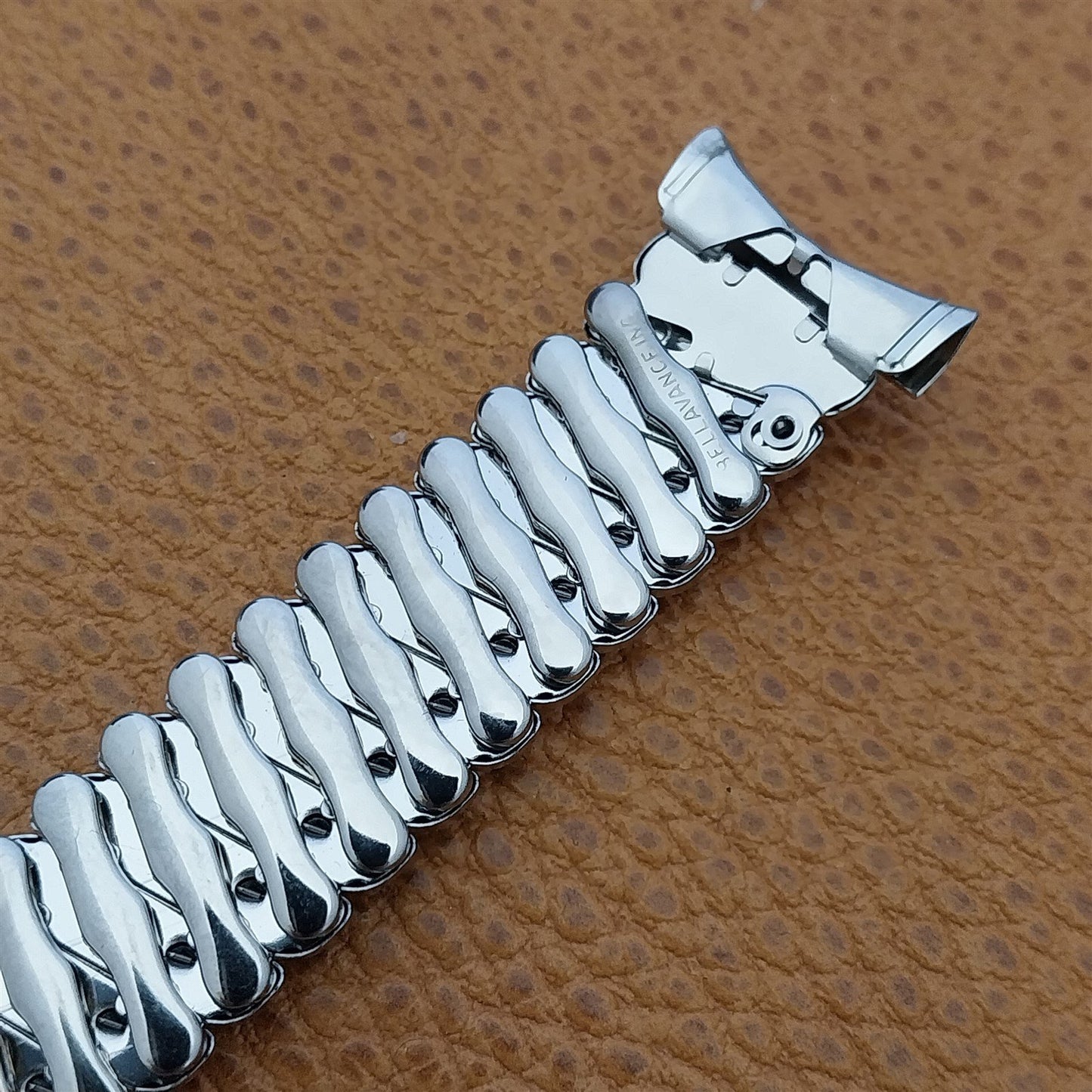1950s Stainless Steel Classic Stretch Bellavance 19mm 18mm Vintage Watch Band