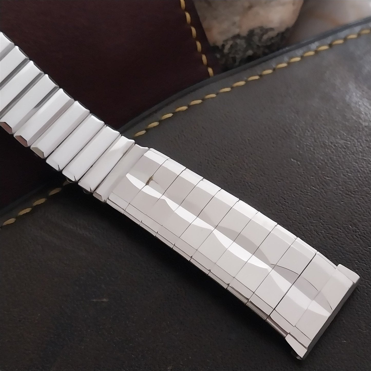 19mm 18mm White Gold-Filled Kreisler 1960s USA Unused 1960s Vintage Watch Band