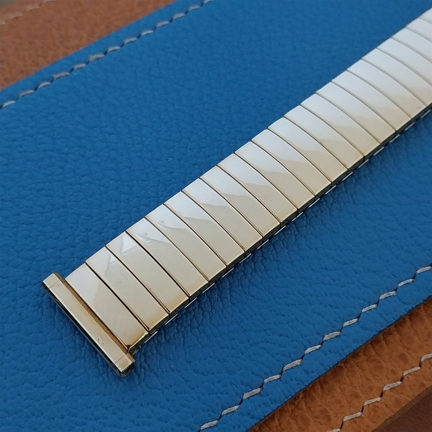 rare 1968 10k yellow Gold-Filled Speidel Plainsman nos Vintage Watchband