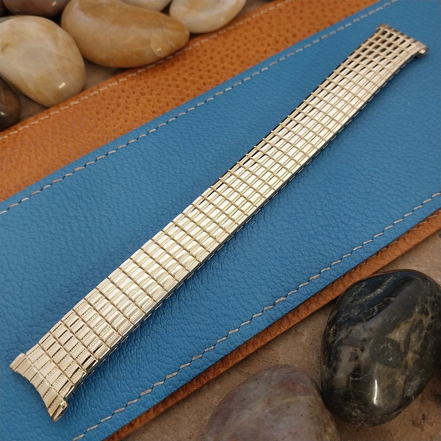 Long 10k Gold-Filled Speidel Expansion Tribune nos 1960s Vintage Watch Band