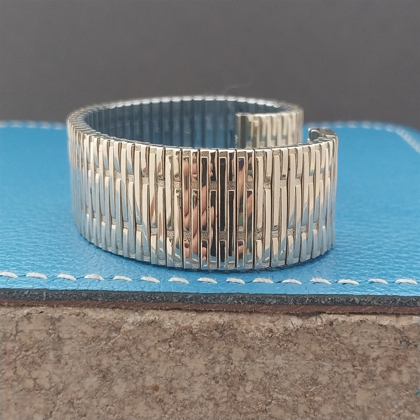 17.2mm Thinline 10k Gold-Filled nos 1970s Speidel USA Vintage Watch Band
