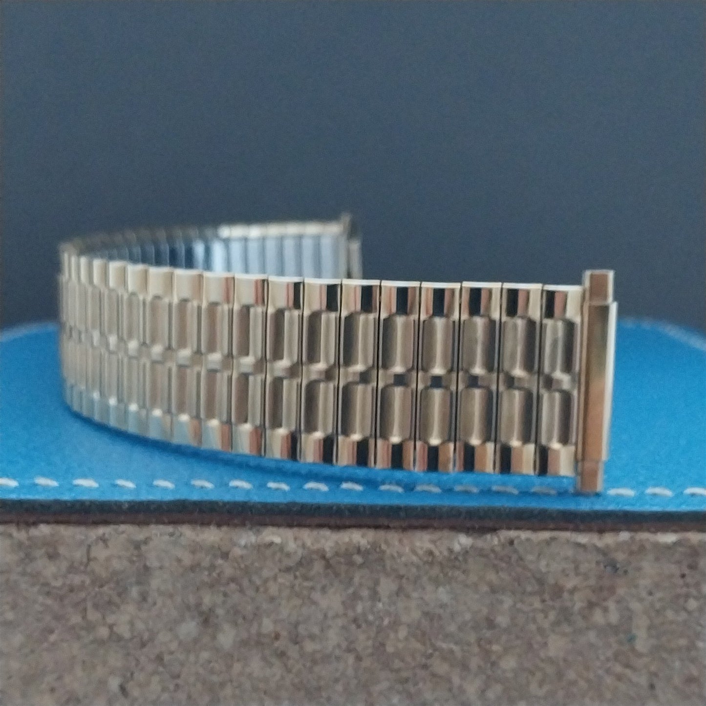 19mm 20mm 22mm Gold-Tone Speidel nos Wide Expansion Vintage Watch Band