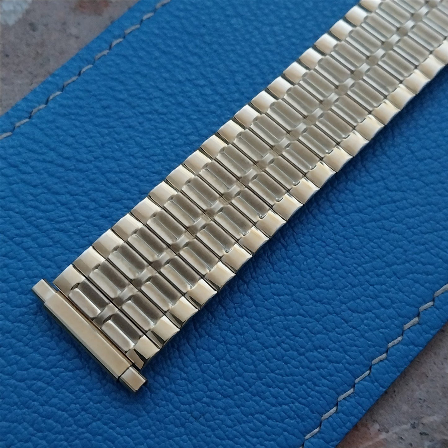 19mm 20mm 22mm Gold-Tone Speidel nos Wide Expansion Vintage Watch Band