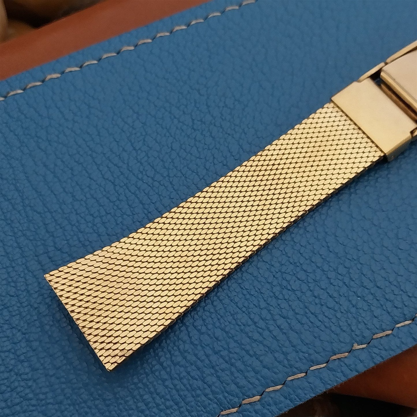 Vintage Tab-End Duchess USA Yellow Gold rgp Mesh Unused 1970s Classic Watch Band