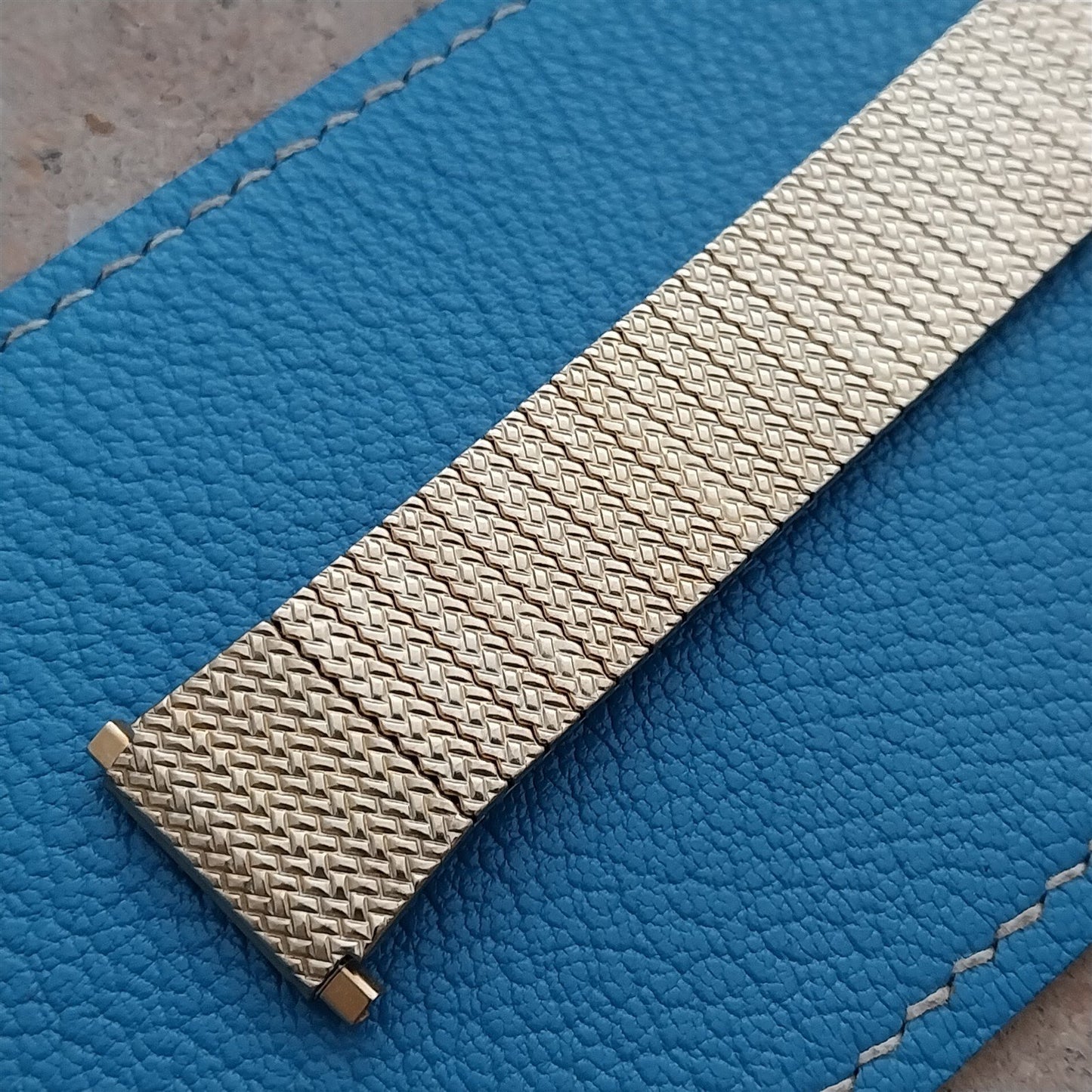 1970s 22mm 19mm 18mm Speidel Gold-Tone Flared Thinline Vintage Watch Band