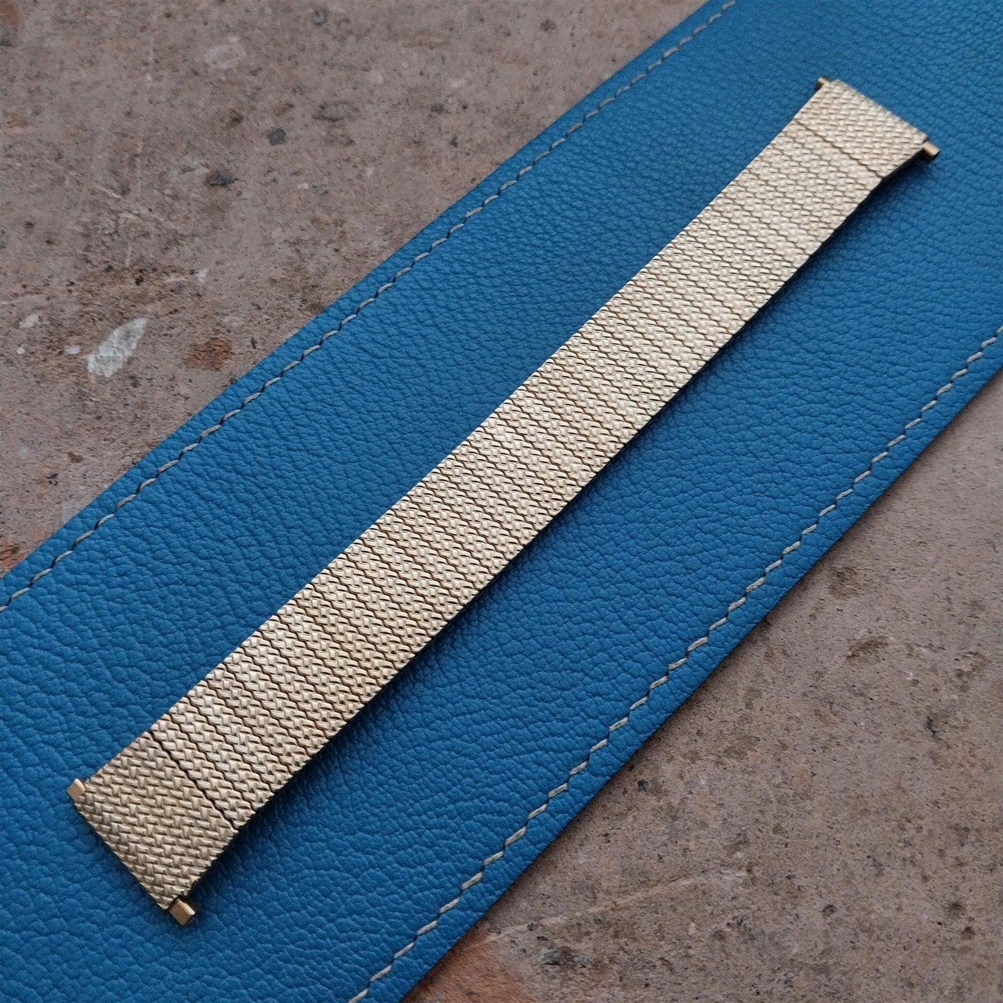 1970s 22mm 19mm 18mm Speidel Gold-Tone Flared Thinline Vintage Watch Band
