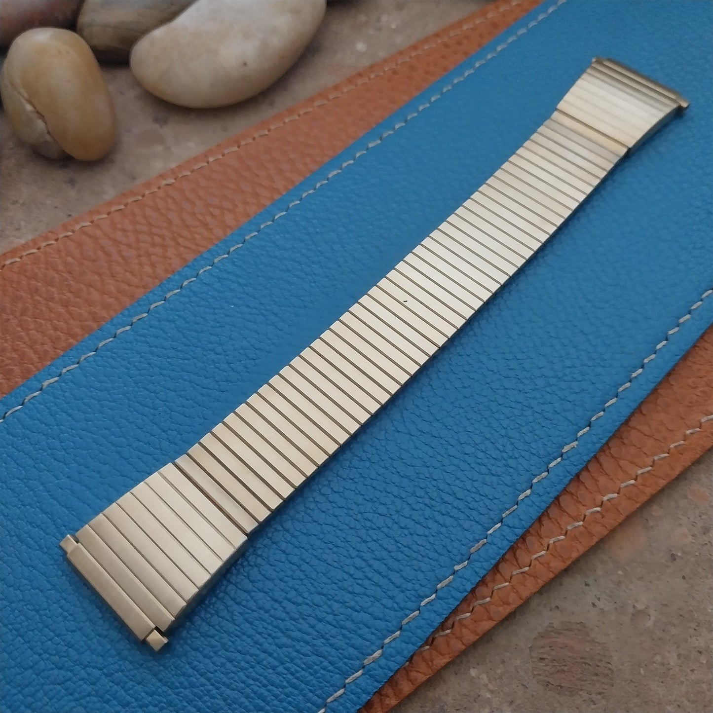 18mm 19mm 20mm Speidel Thinline 1970s Quick Adjust Gold-Tone Vintage Watch Band