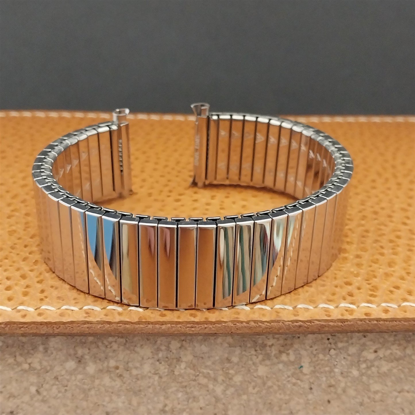 18mm 19mm 20mm JB Champion Polished Stainless Unused 1970s Vintage Watch Band