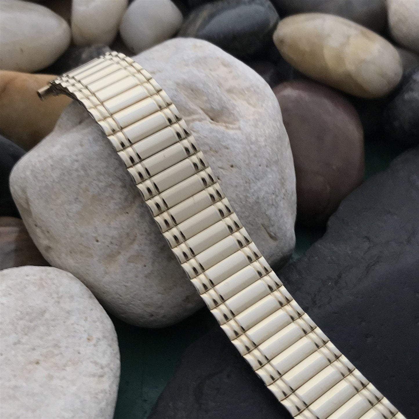 18mm 20mm 22mm Gold-Tone Speidel Twistoflex 1970s Unused Vintage Watch Band