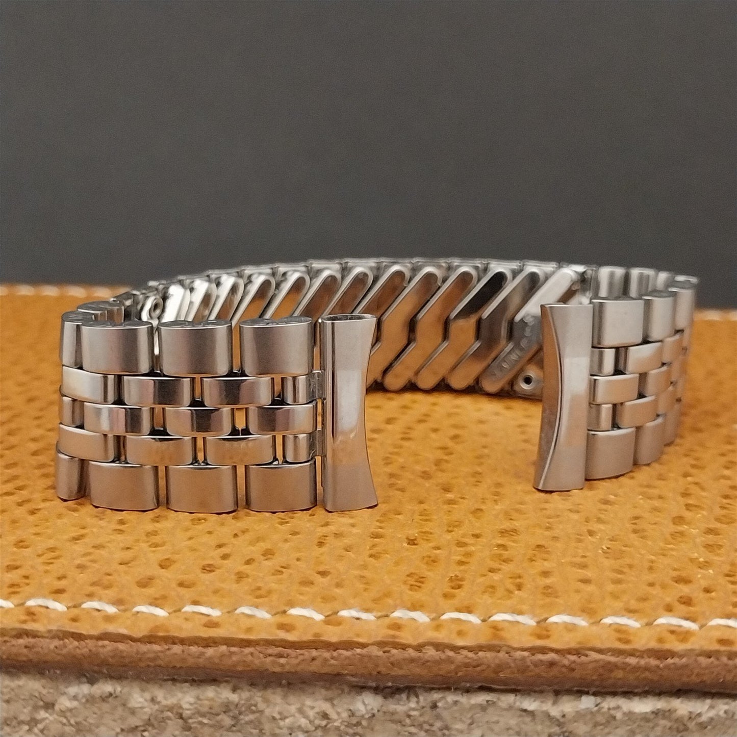 17.2mm Stainless Steel Diver Unused Classic nos 1970s Vintage Watch Band