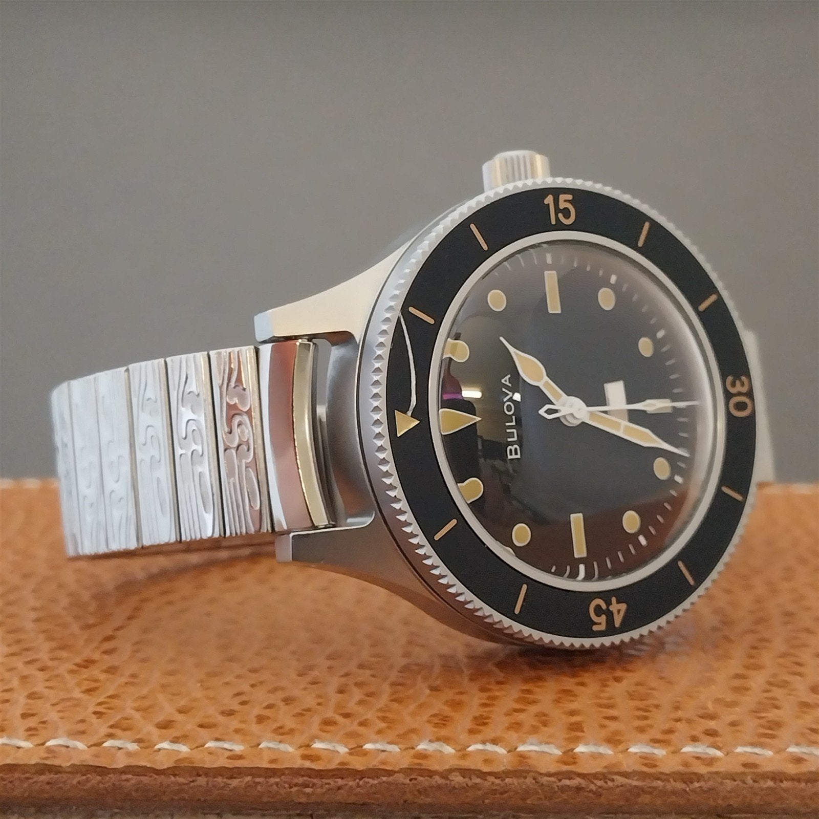 Vintage Bulova 1970s 16mm 18mm 20mm Stainless Steel Classic Stretch Watch Band