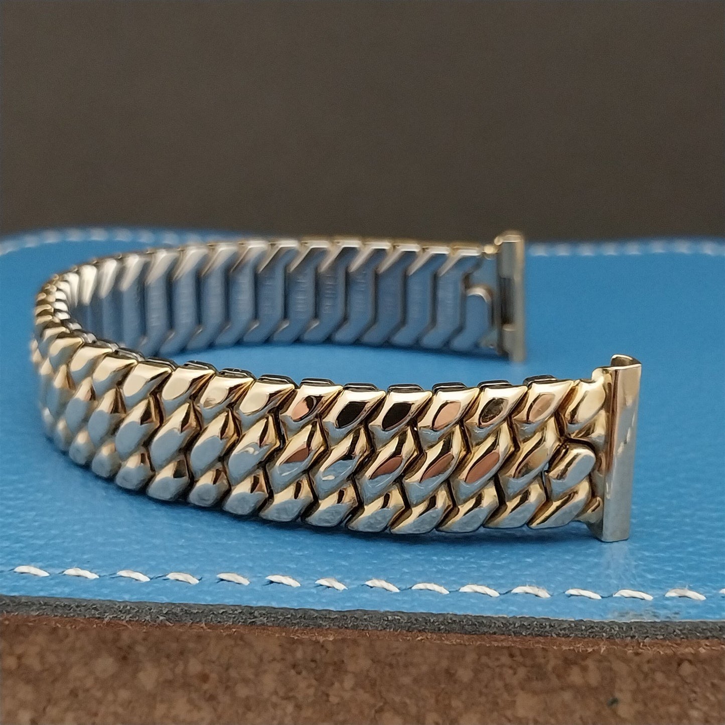 Short Golden Templar Speidel 10k Yellow Gold-Filled 40s Vintage Watch Band