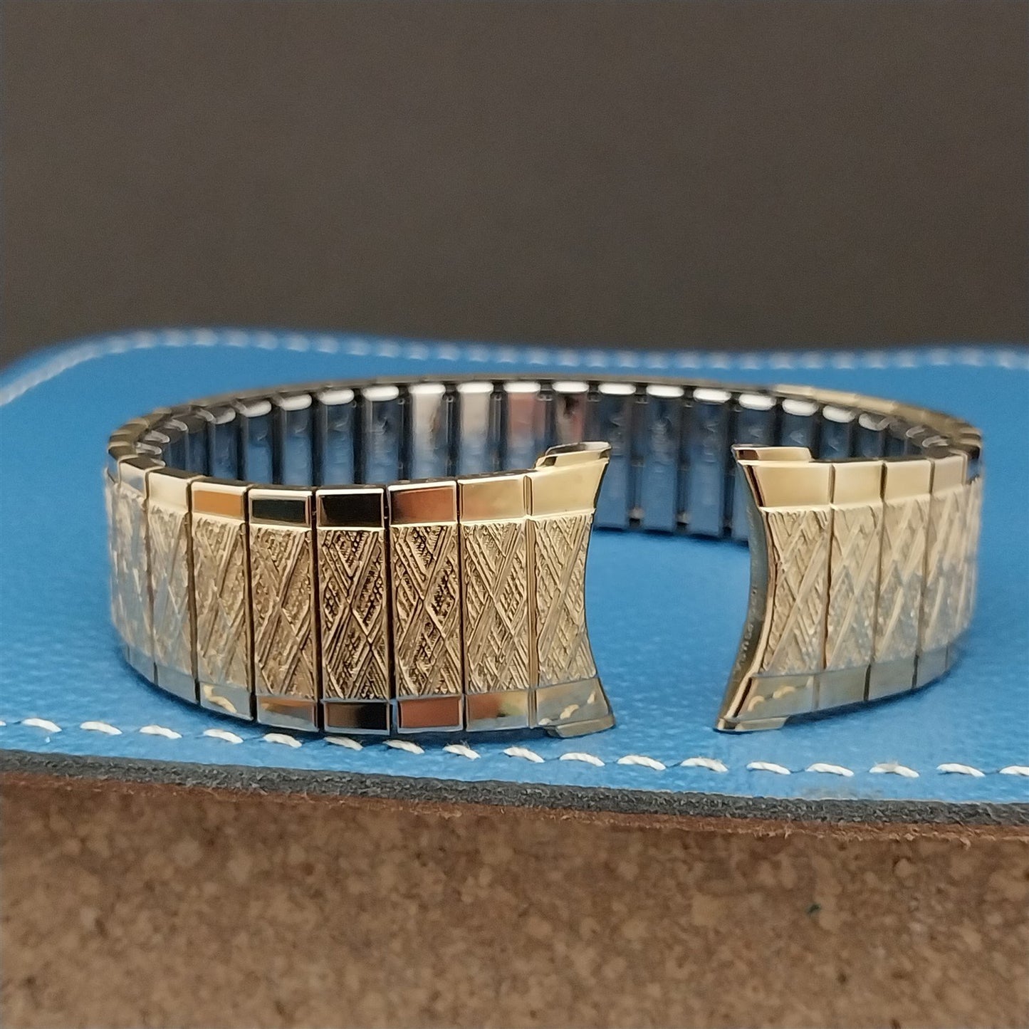 19mm 10k Yellow Gold-Filled Speidel Tapered nos Unused 1970s Vintage Watch Band