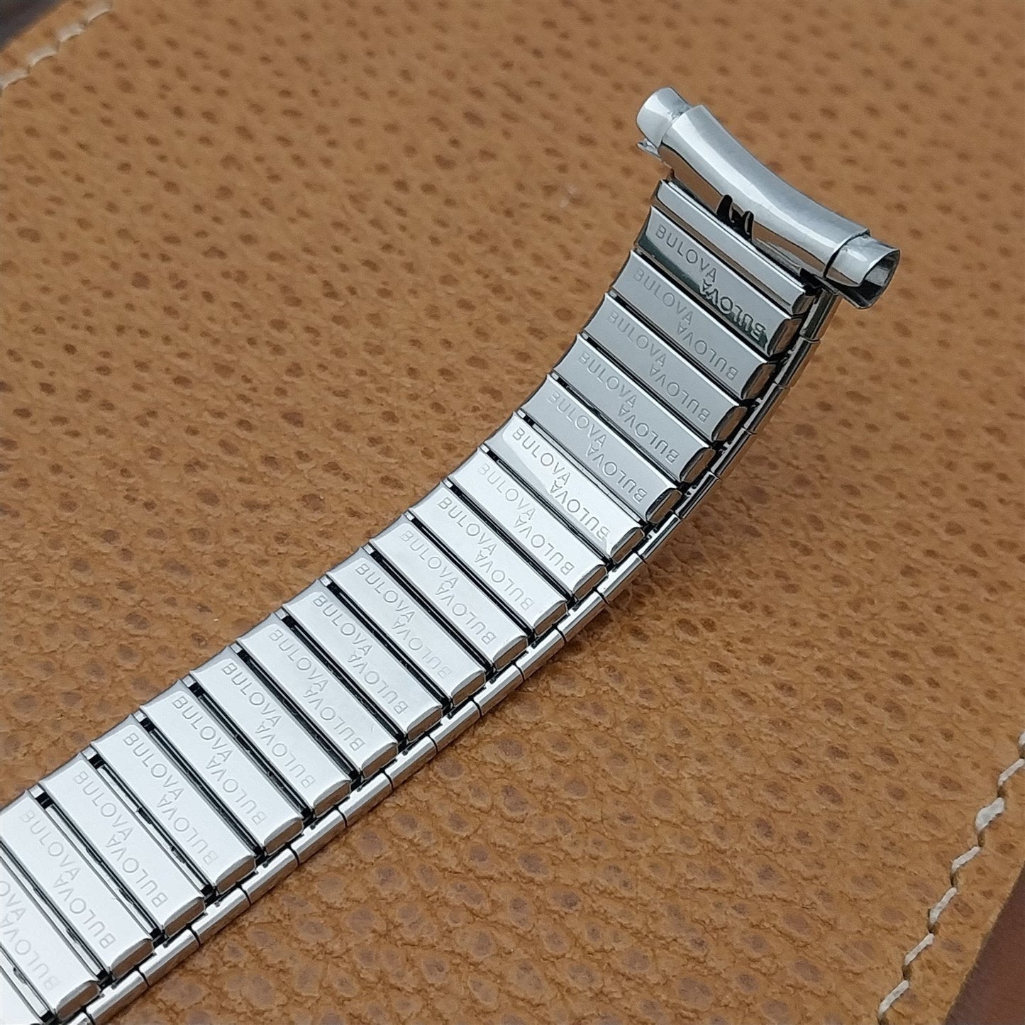 19mm 20mm 22mm Bulova Stainless Steel Expansion nos 1970s Vintage Watch Band