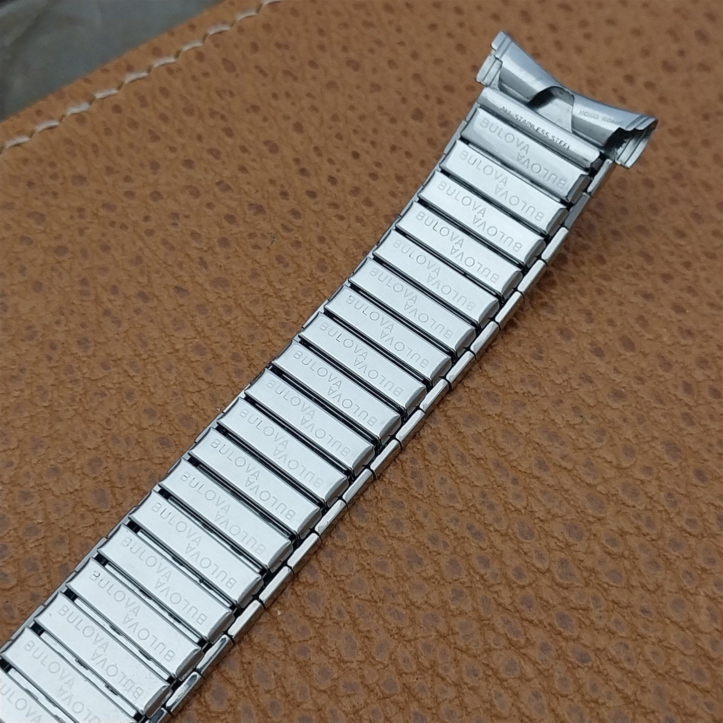 Bulova Stainless Steel Stretch 16mm 18mm 19mm nos 1970s Vintage Watch Band