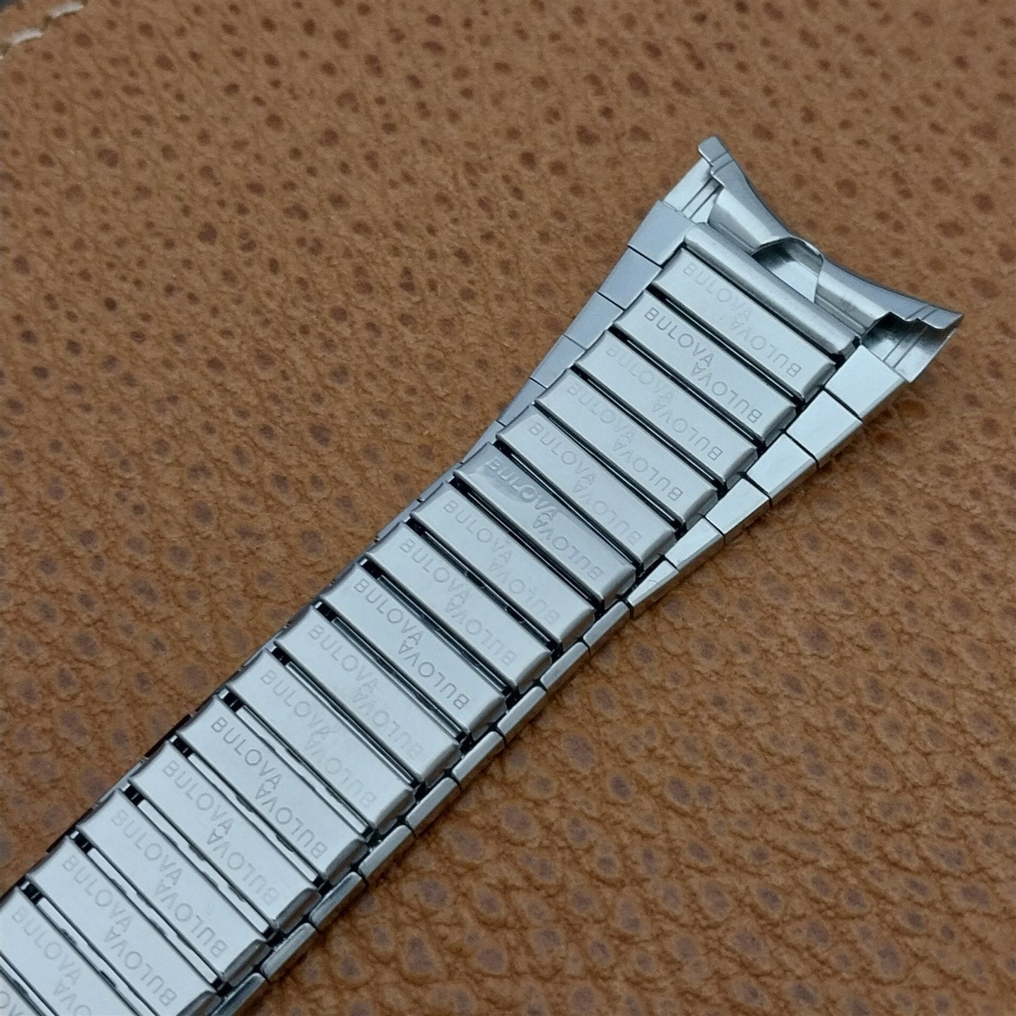 22mm Bulova Stainless Steel Expansion Flared 1970s Vintage Watch Band