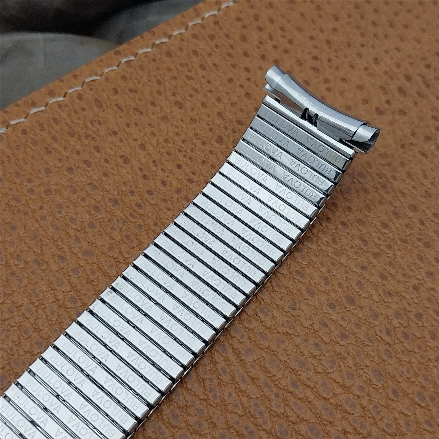 Bulova Stainless Steel 18mm 19mm 20mm Expansion Unused 1970s Vintage Watch Band