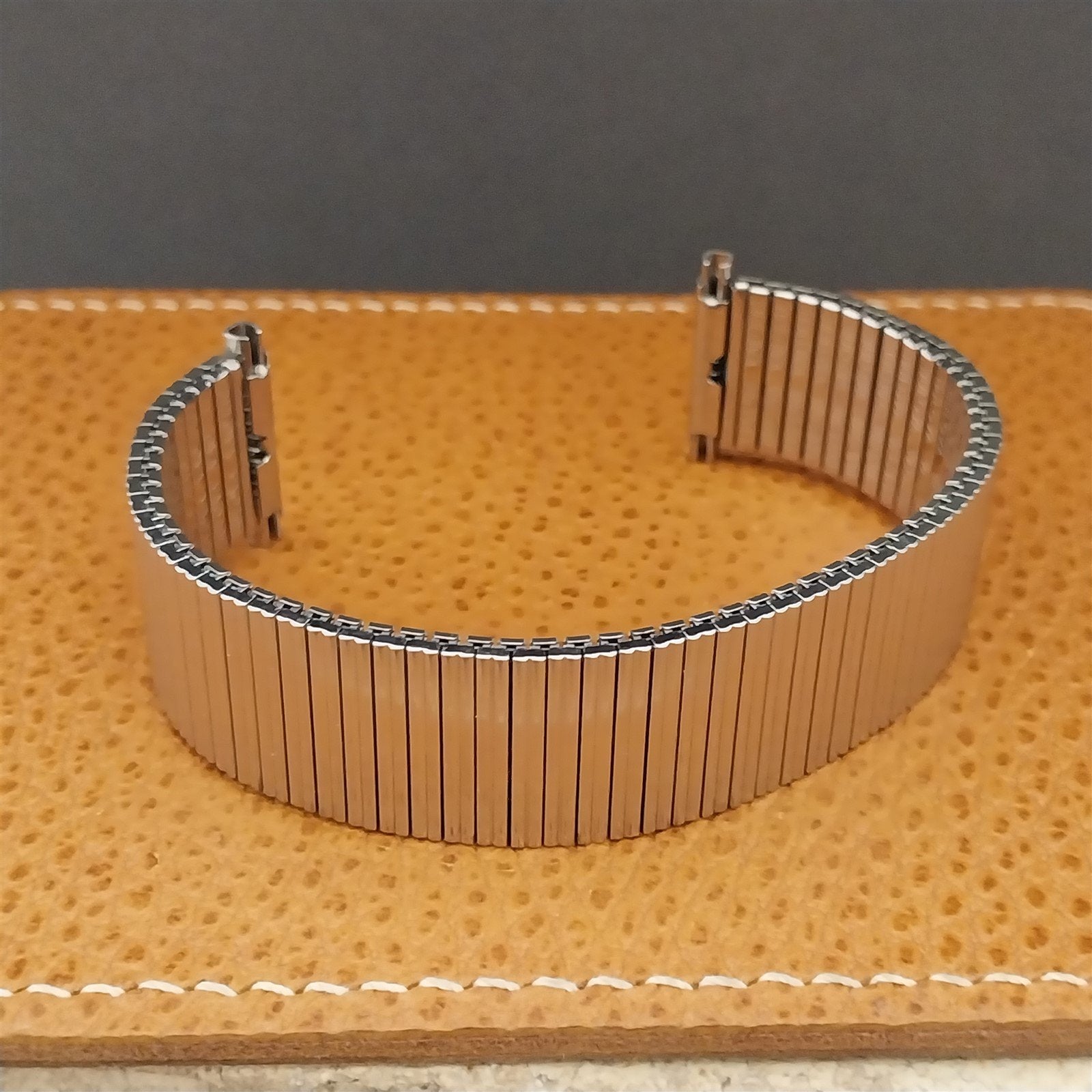 Bulova Stainless Steel Expansion nos 1970s Vintage Watch Band 19mm 20mm 22mm