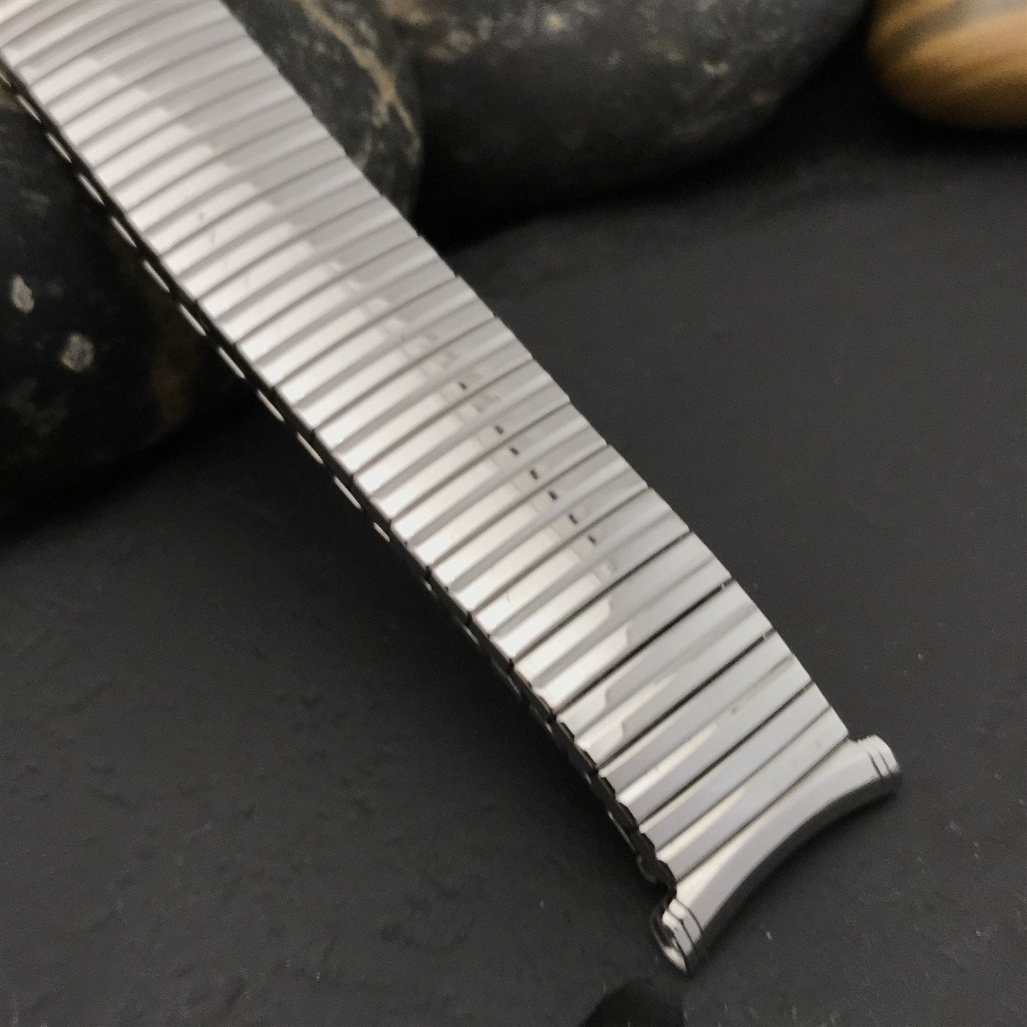 Short 19mm 18mm Stainless Steel Speidel 1969 Twist-o-Flex NOS Vintage Watch Band