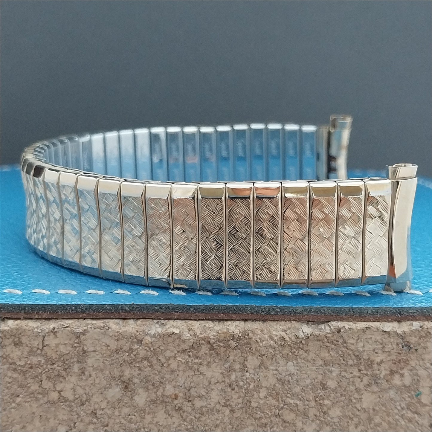 19mm 18mm 17mm 1980s Gold-Tone Speidel Fairway Vintage Watch Band