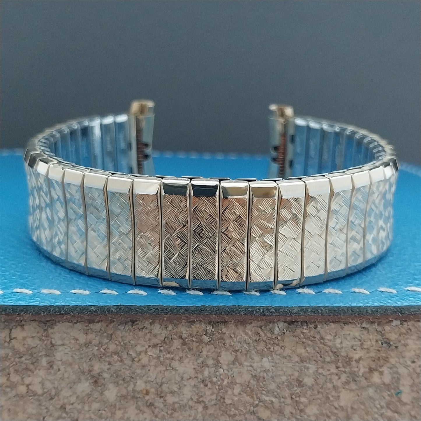 19mm 18mm 17mm 1980s Gold-Tone Speidel Fairway Vintage Watch Band