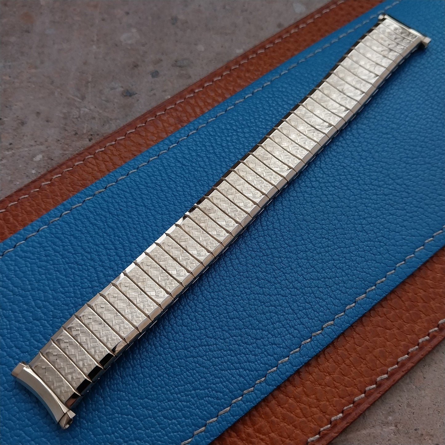 19mm 18mm 17mm 1980s Gold-Tone Speidel Fairway Vintage Watch Band