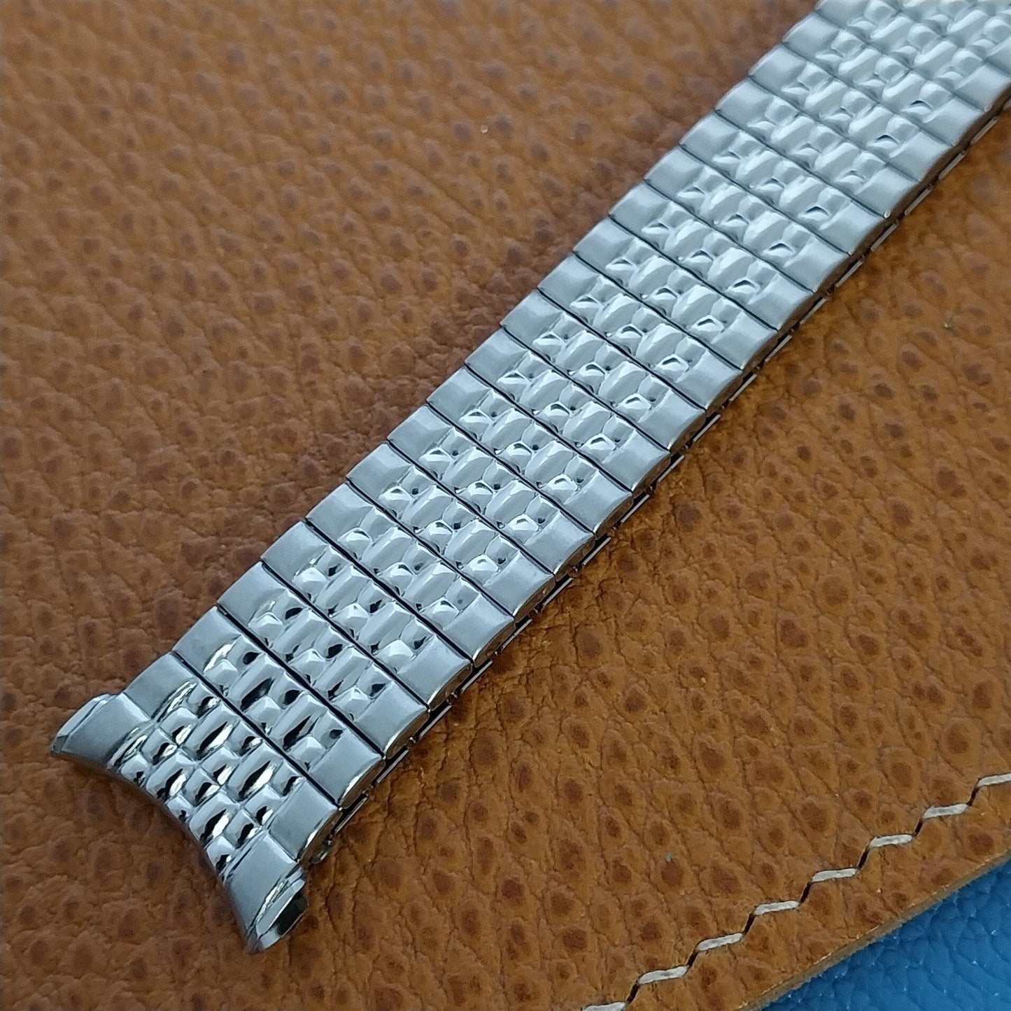 Long 1962 Stainless Steel Rice Beads Speidel Tempest nos Vintage Watch Band