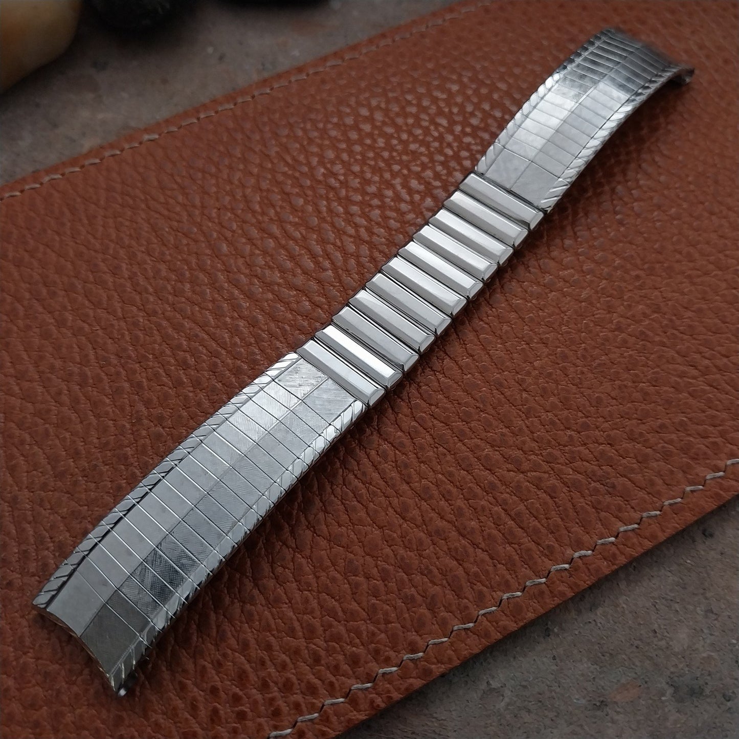 17.2mm 11/16" Kreisler USA Stainless Steel nos Unused 1960s Vintage Watch Band