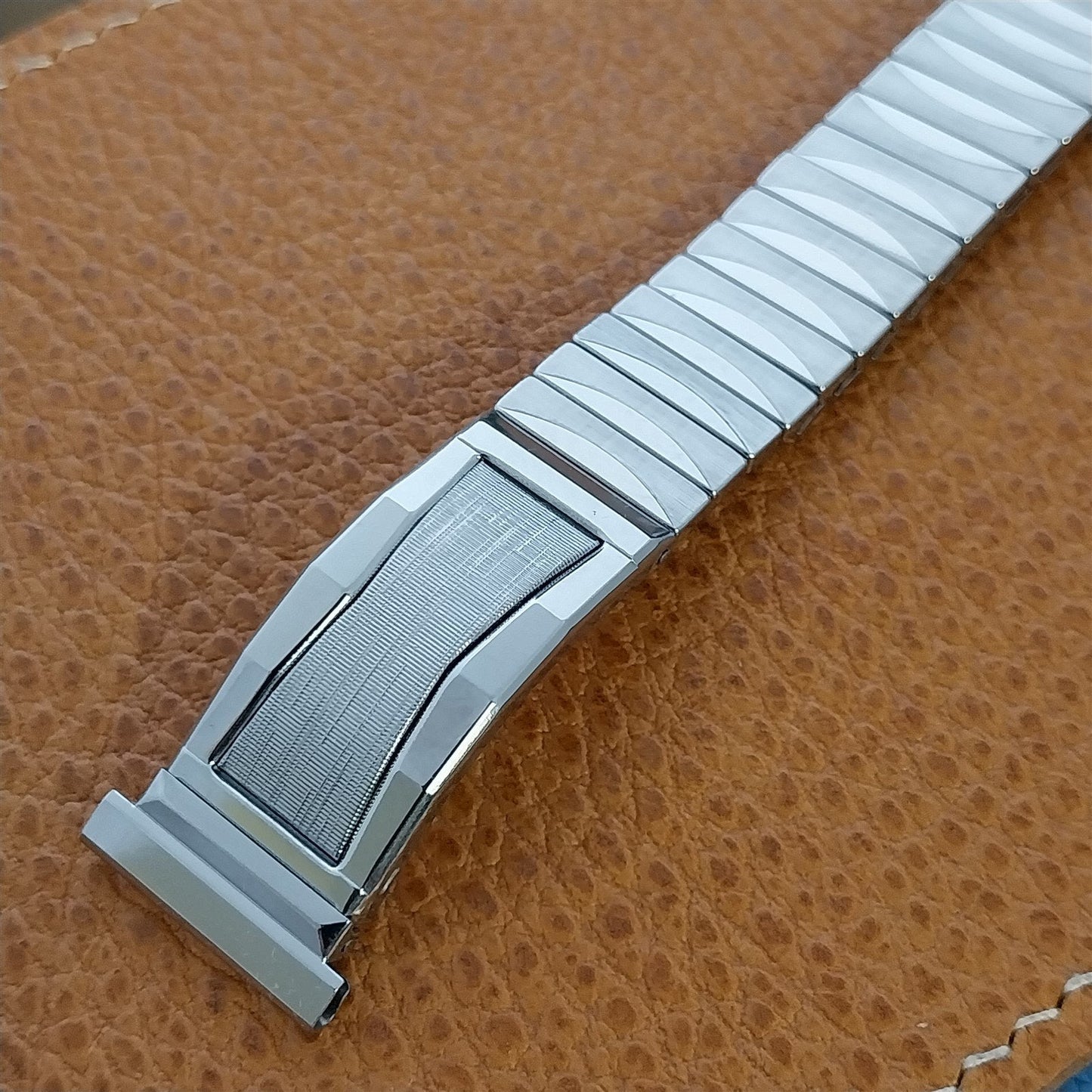 19mm 18mm mcm Gemex USA Stainless Steel nos Unused 1950s Vintage Watch Band