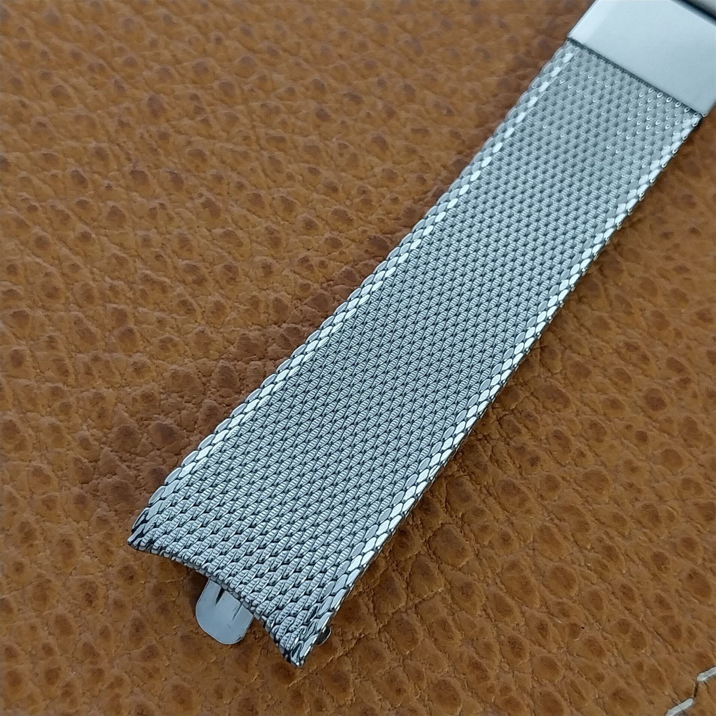 17.2mm Stainless Steel Mesh Kreisler USA nos 1960s Vintage Watch Band