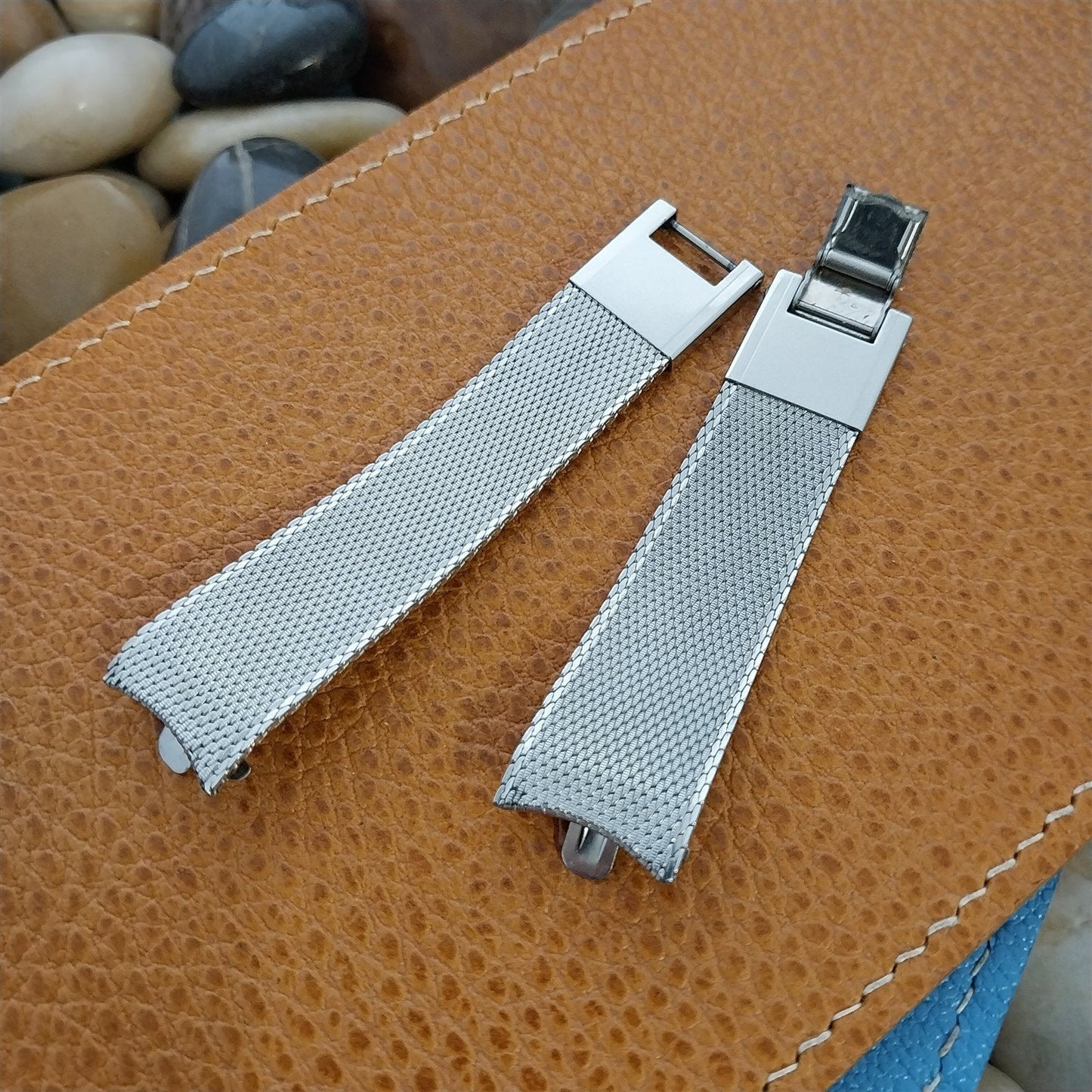 17.2mm Stainless Steel Mesh Kreisler USA nos 1960s Vintage Watch Band