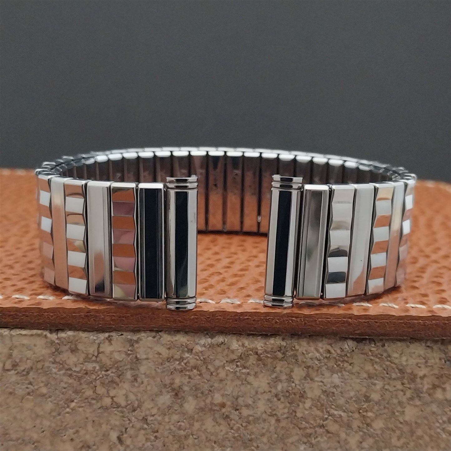 Long Kreisler USA 19mm 18mm 17mm Stainless Steel Unused 1960s Vintage Watch Band