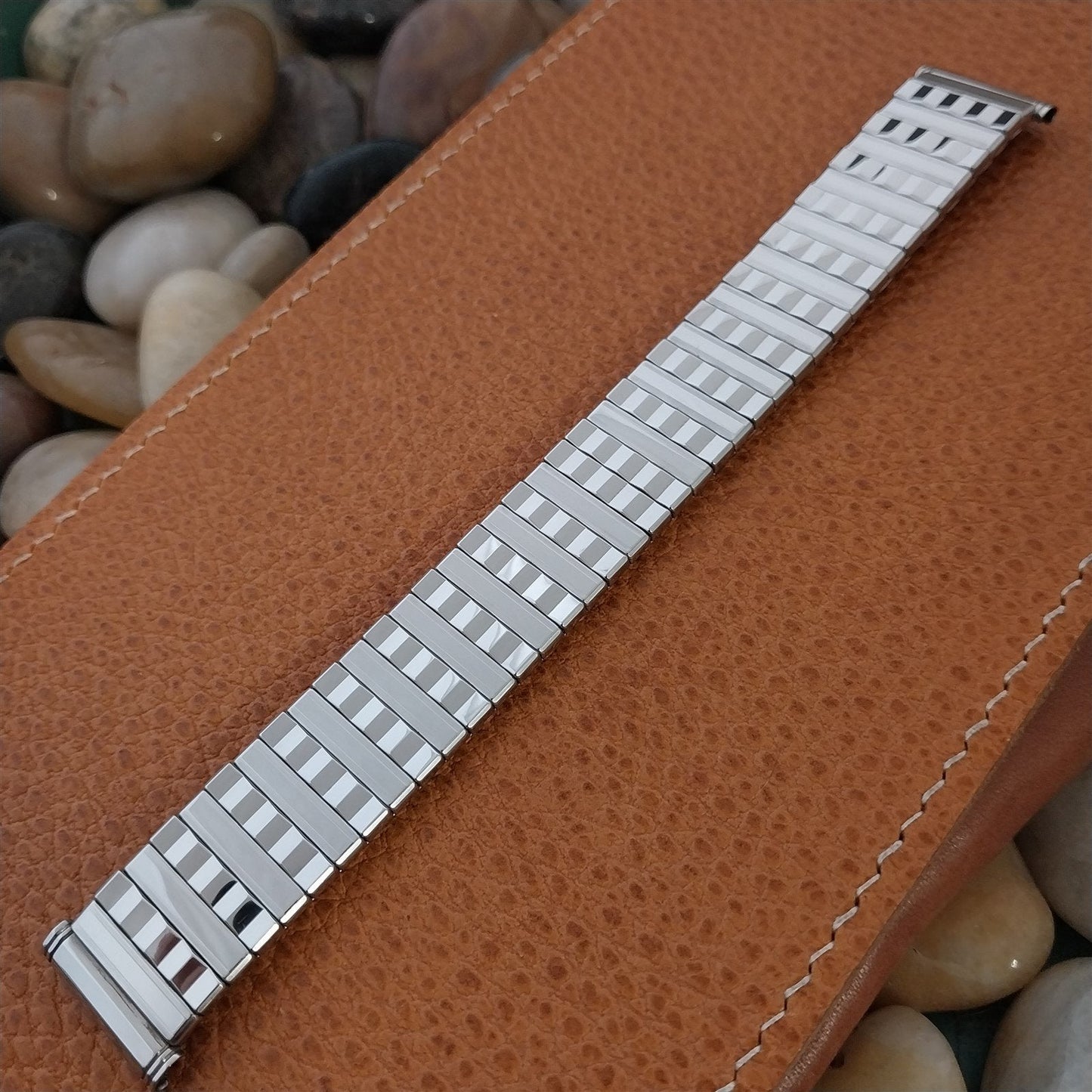 Long Kreisler USA 19mm 18mm 17mm Stainless Steel Unused 1960s Vintage Watch Band