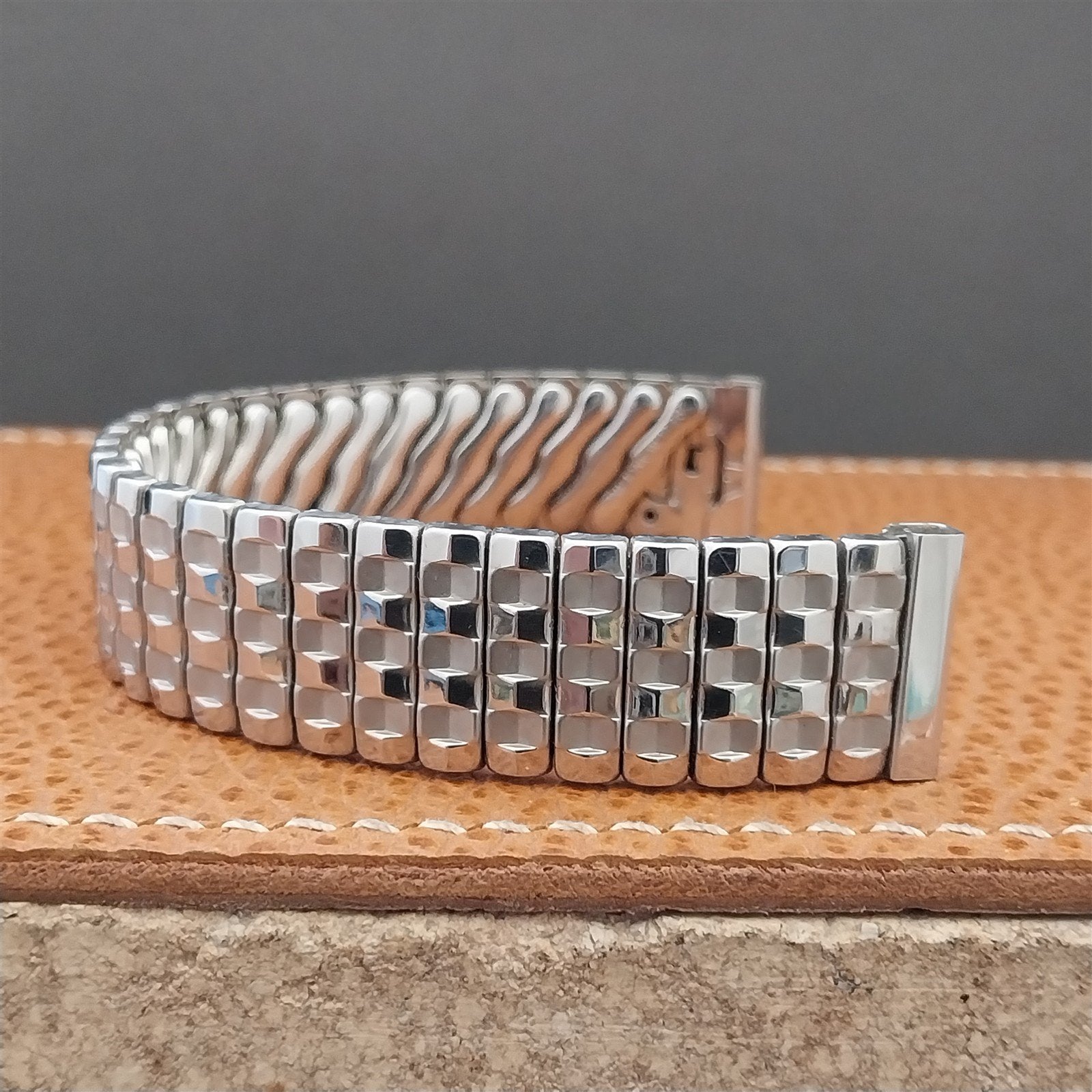 1950s Vintage Bellavance 5/8" Stainless Steel Classic Expansion nos Watch Band