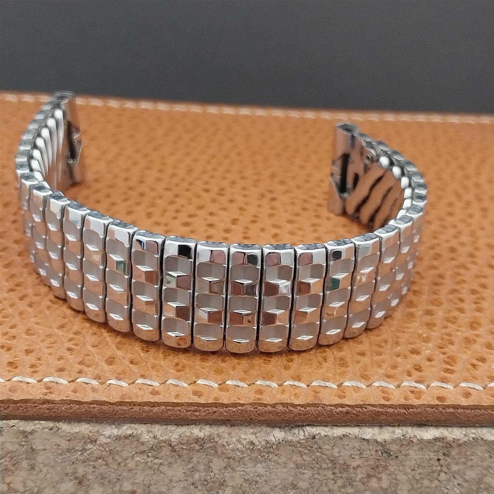 1950s Vintage Bellavance 5/8" Stainless Steel Classic Expansion nos Watch Band