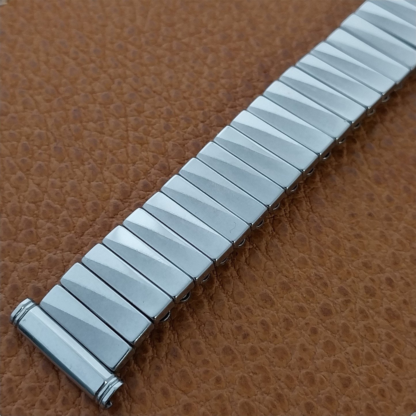 Kreisler USA 19mm 18mm Stainless Steel DuraFlex 1960s nos Vintage Watch Band