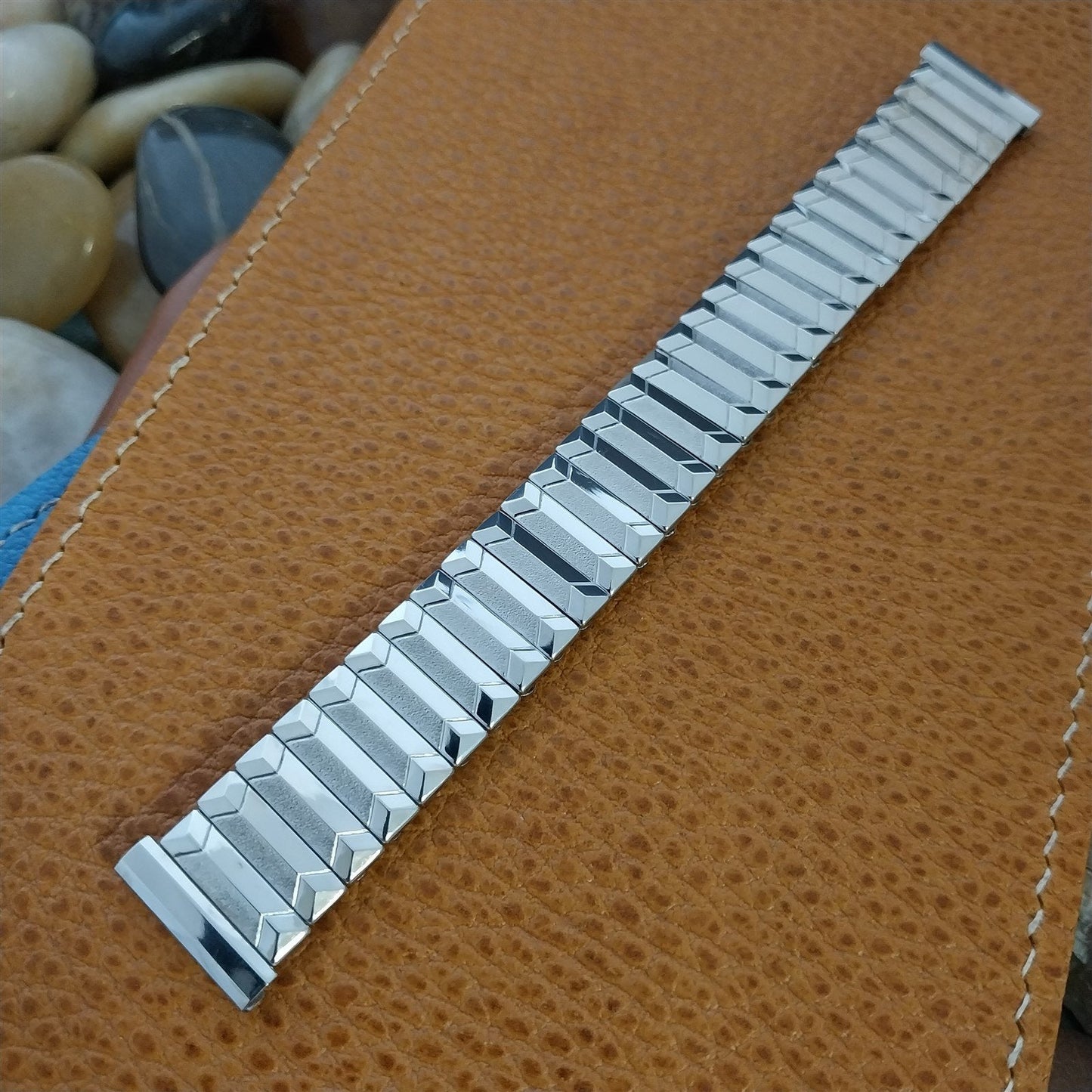 1960 17.2mm Classic White Gold Filled Flex-Let Stretch Unused Vintage Watch Band