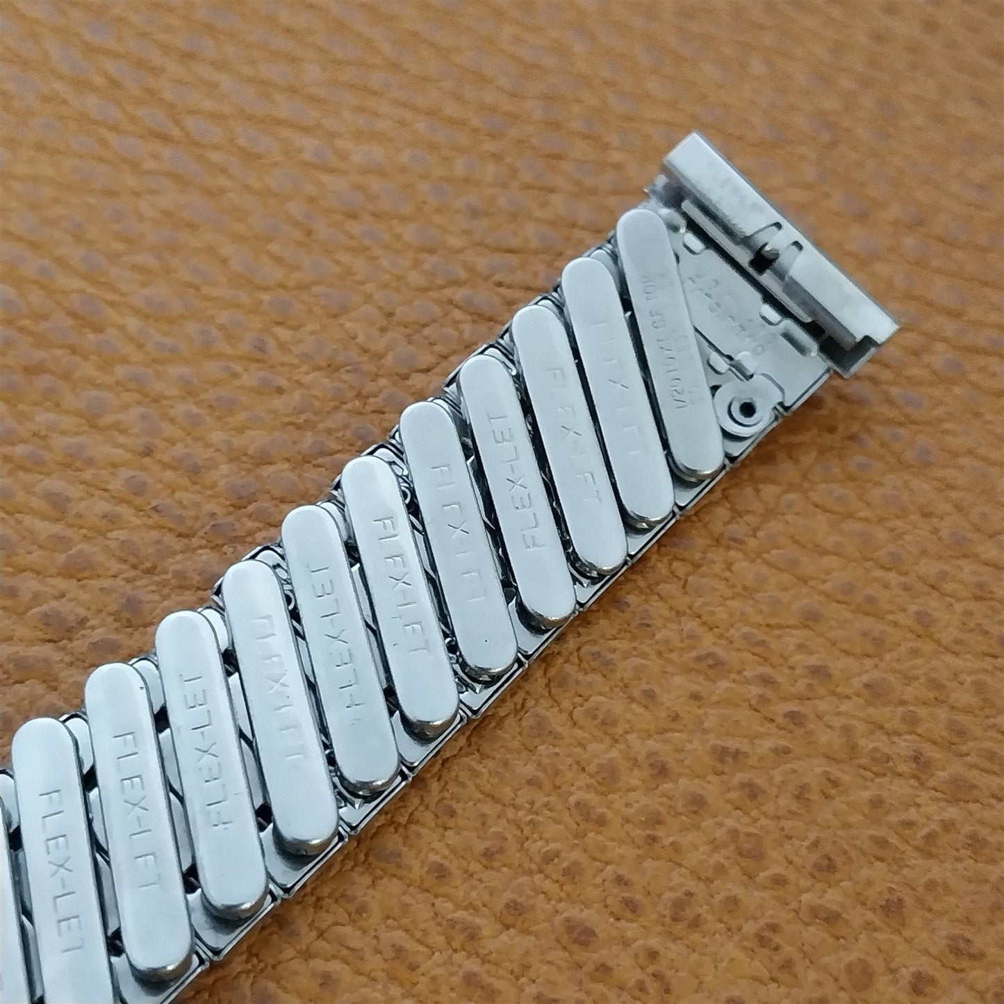 1960 17.2mm Classic White Gold Filled Flex-Let Stretch Unused Vintage Watch Band