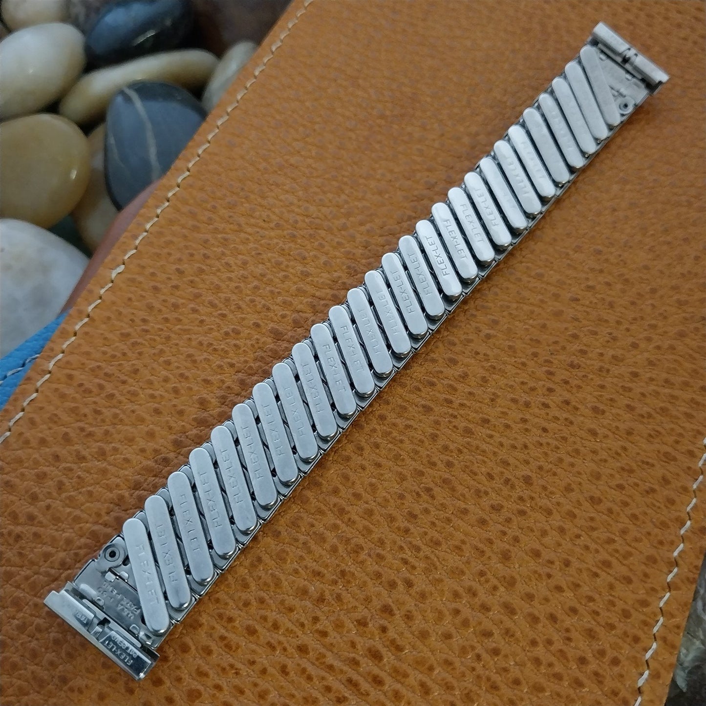 1960 17.2mm Classic White Gold Filled Flex-Let Stretch Unused Vintage Watch Band