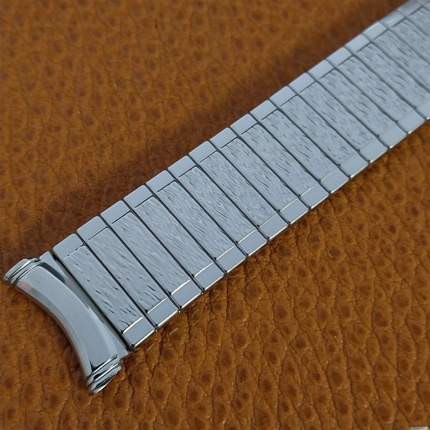 1960s Long Kreisler USA 19mm Stainless Steel DuraFlex nos Vintage Watch Band